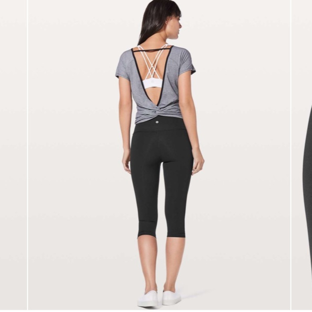 Lululemon Black Wunder Under High-Waisted Athletic Capri Leggings - Picture 2 of 10